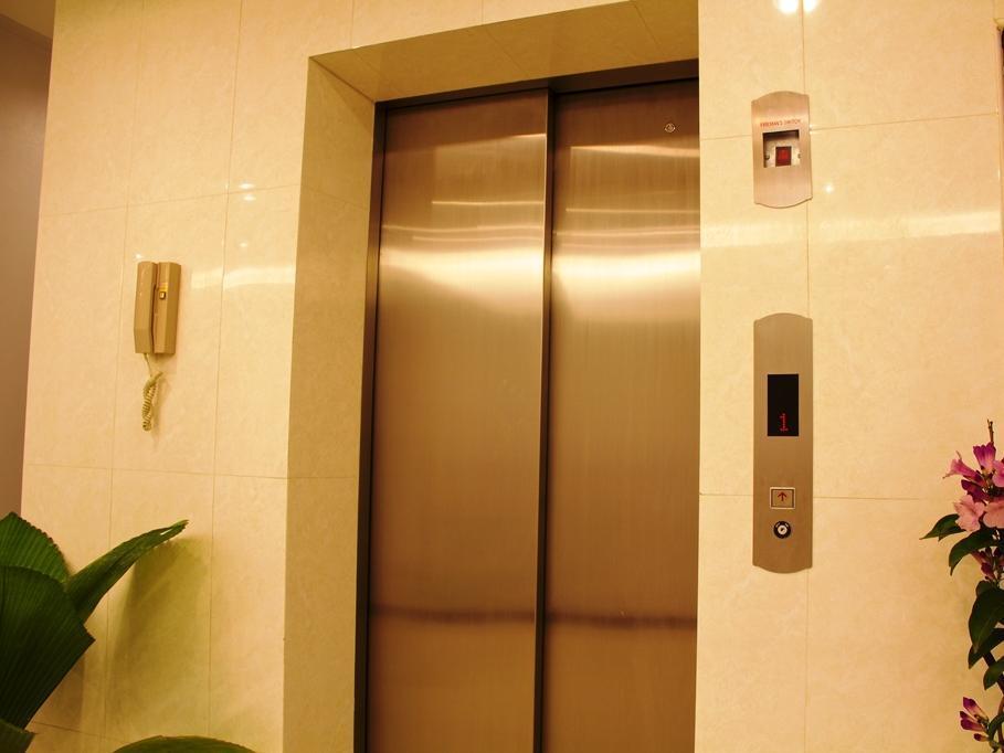 Oyo 373 Mc Ginger House Hotel Patong Екстериор снимка