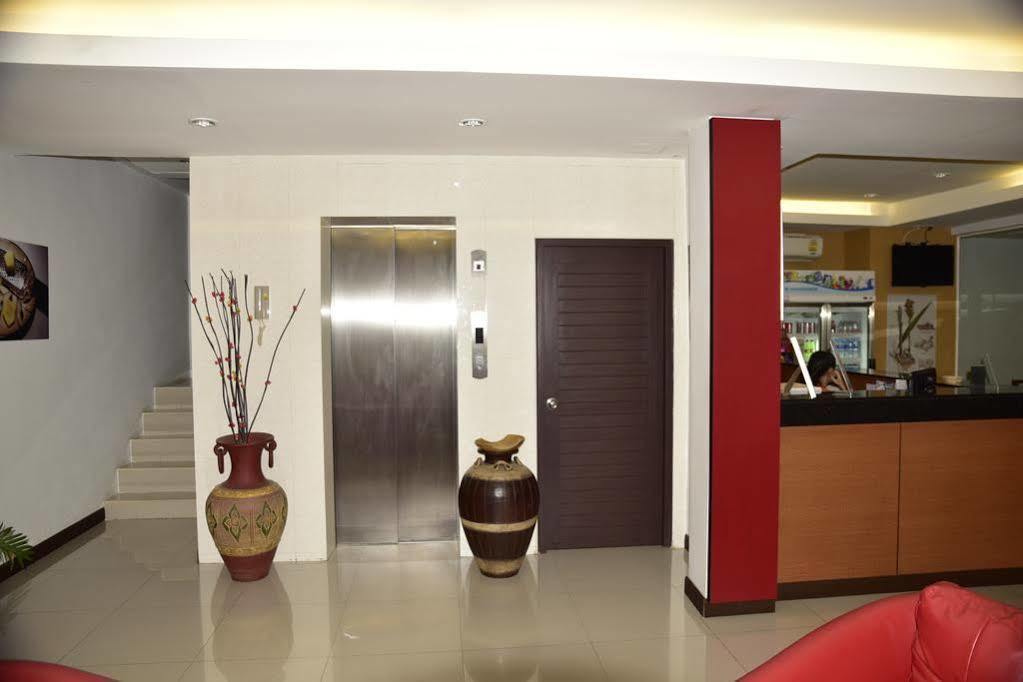Oyo 373 Mc Ginger House Hotel Patong Екстериор снимка