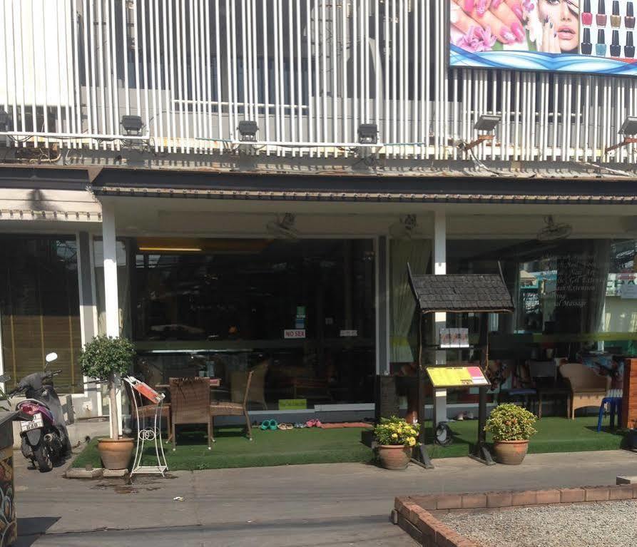 Oyo 373 Mc Ginger House Hotel Patong Екстериор снимка